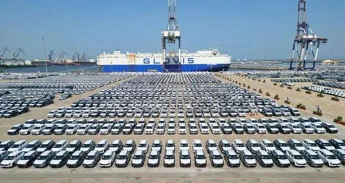 電動(dòng)化浪潮下，傳統(tǒng)車企的集體焦慮與生存之戰(zhàn)